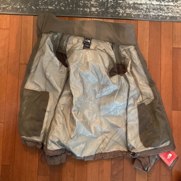 The North Face Rain Jacket - Picture 4 of 5